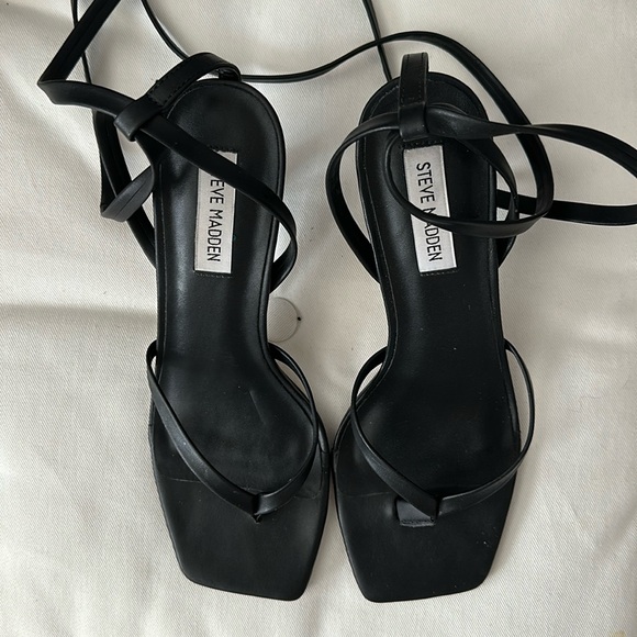 Steve Madden lace up heeled sandal - Picture 1 of 2